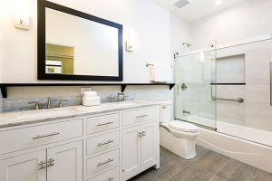 Benefits of Glass Shower Doors