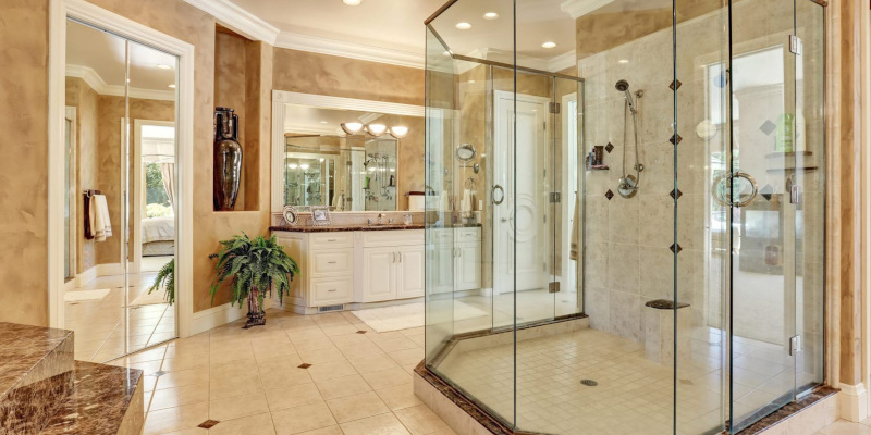 Frameless Glass Enclosures in Kerrville, Texas