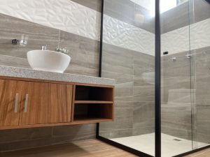 The Ultimate Guide to Custom Shower Enclosures for Your Home
